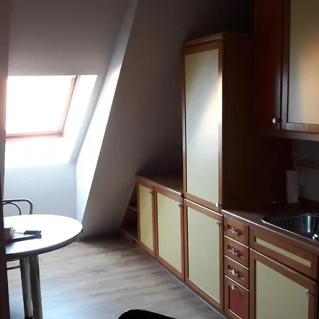 Kamieniczka Couette-café 3*