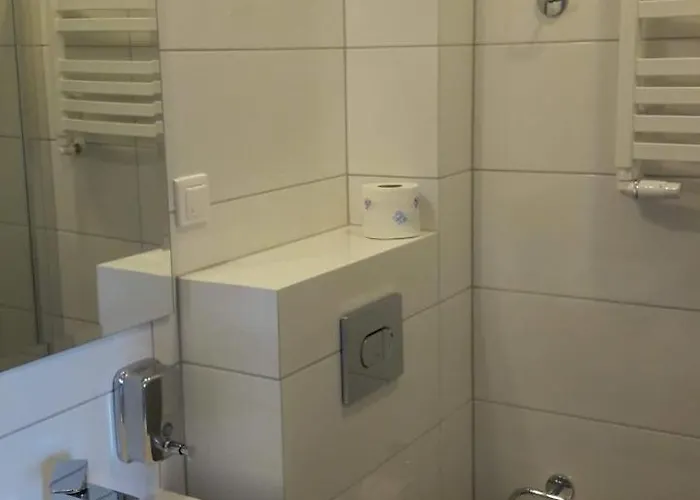 Kamieniczka Bed & Breakfast 3*